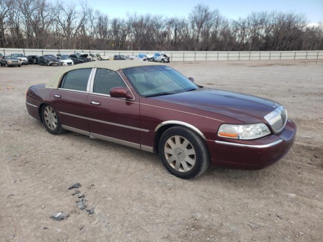 1LNHM83W24Y629090 - 2004 LINCOLN TOWN CAR ULTIMATE RED photo 4