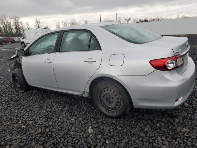 2T1BU4EE3DC997452 - 2013 TOYOTA COROLLA BASE Gümüş foto 2