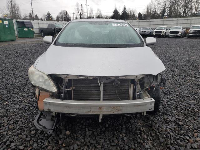 2T1BU4EE3DC997452 - 2013 TOYOTA COROLLA BASE Gümüş foto 5