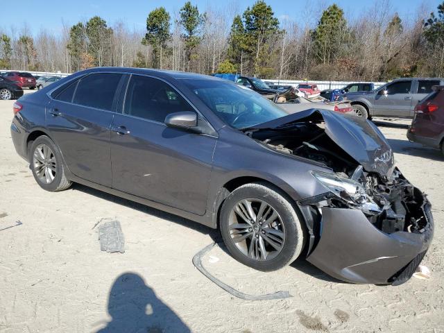 4T1BF1FK0GU213695 - 2016 TOYOTA CAMRY LE GRAY photo 4