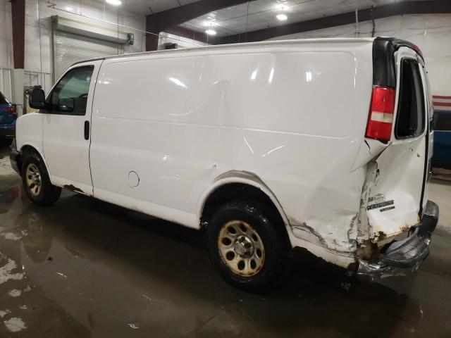 1GCSHAF43B1141479 - 2011 CHEVROLET EXPRESS G1 WHITE photo 2