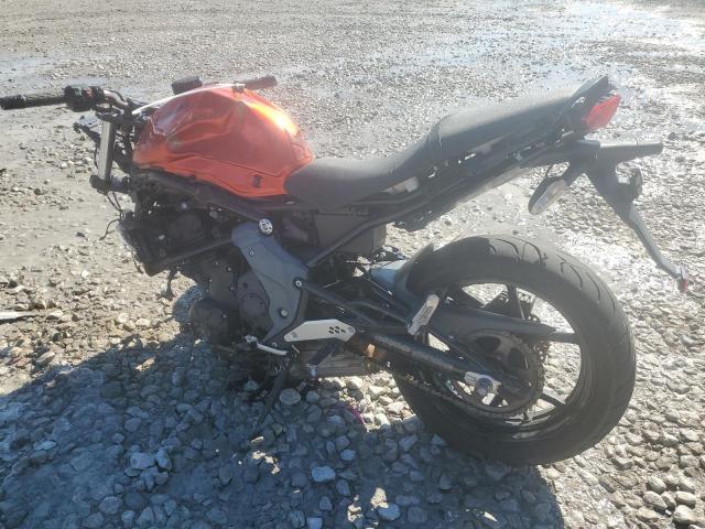 JKAEXEC19BDA67143 - 2011 KAWASAKI EX650 C 橙色 照片 3