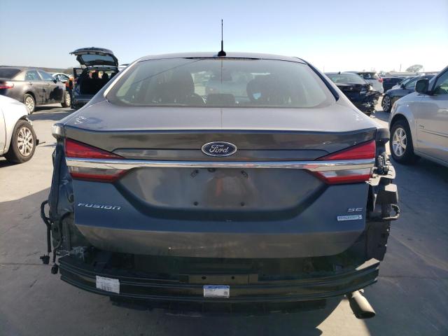 3FA6P0HD4JR186016 - 2018 FORD FUSION SE GRAY photo 6