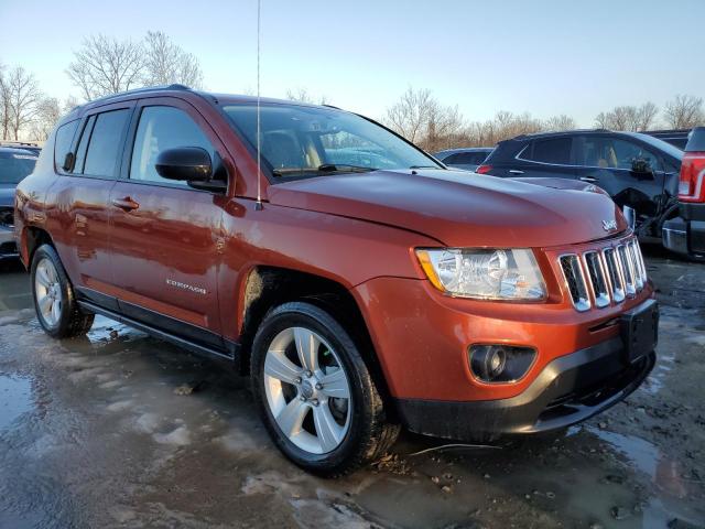 1C4NJDBB6CD598908 - 2012 JEEP COMPASS SPORT BURGUNDY photo 4