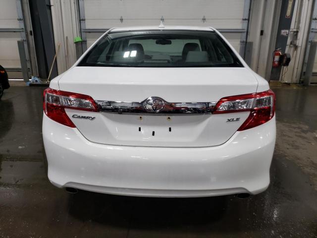 4T1BK1FK9CU501415 - 2012 TOYOTA CAMRY SE WHITE photo 6