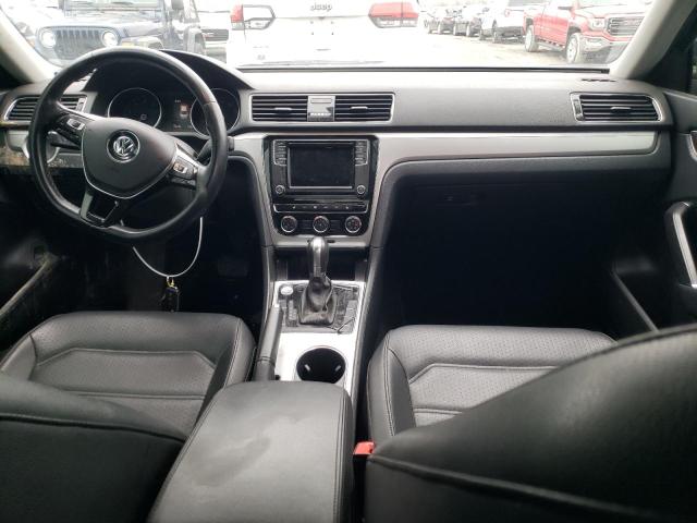 1VWLA7A36KC000174 - 2019 VOLKSWAGEN PASSAT WOLFSBURG BLACK photo 8