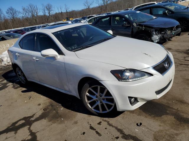 JTHCF5C20C5059724 - 2012 LEXUS IS 250 WHITE photo 4