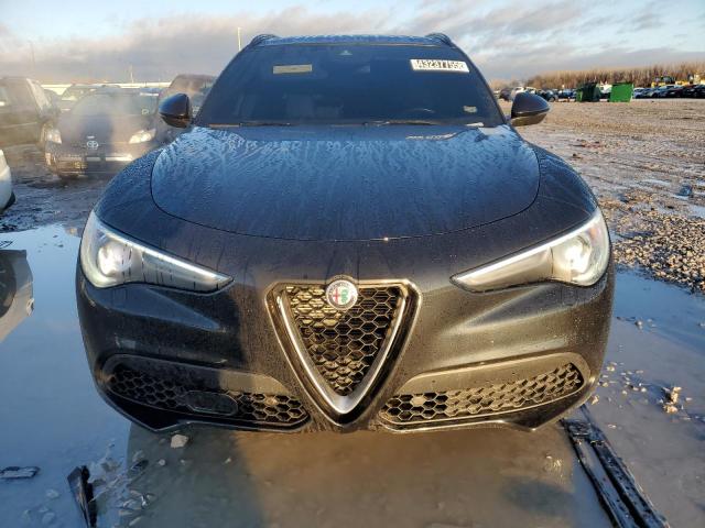 ZASPAKBN9N7D46067 - 2022 ALFA ROMEO STELVIO TI Սև լուսանկար 5
