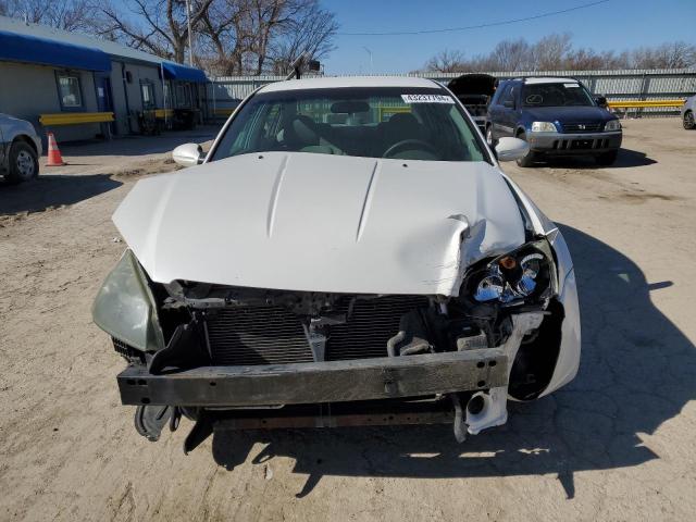 1N4AL11D35C328463 - 2005 NISSAN ALTIMA S WHITE photo 5