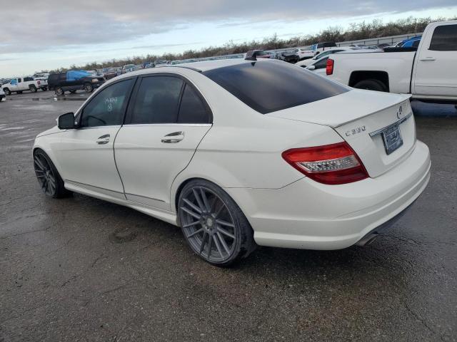 WDDGF56X48F135639 - 2008 MERCEDES-BENZ C 350 WHITE photo 2