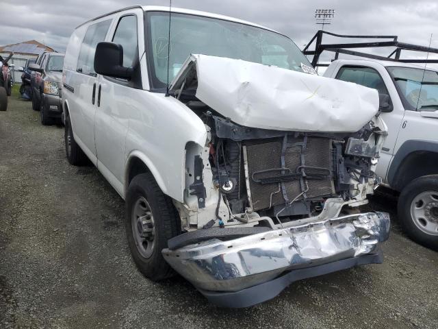 1GTW7AFF1H1907353 - 2017 GMC SAVANA G2500 WHITE photo 4