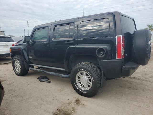 5GTDN136768127968 - 2006 HUMMER H3 BLACK photo 2