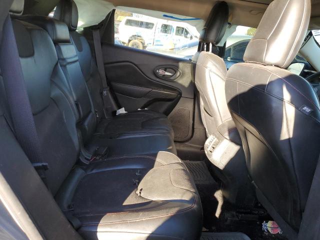 1C4PJMBS8GW120685 - 2016 JEEP CHEROKEE TRAILHAWK SILVER photo 11