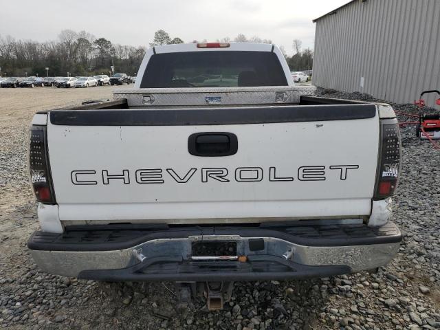 1GCHK23246F137146 - 2006 CHEVROLET SILVERADO K2500 HEAVY DUTY WHITE photo 6