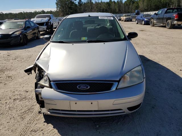 1FAFP34N16W124562 - 2006 FORD FOCUS ZX4 GRAY photo 5