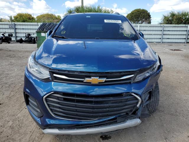 3GNCJLSB6LL279902 - 2020 CHEVROLET TRAX 1LT BLUE photo 5