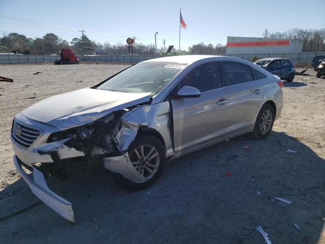 5NPE24AF8FH053146 - 2015 HYUNDAI SONATA SE SILVER photo 1