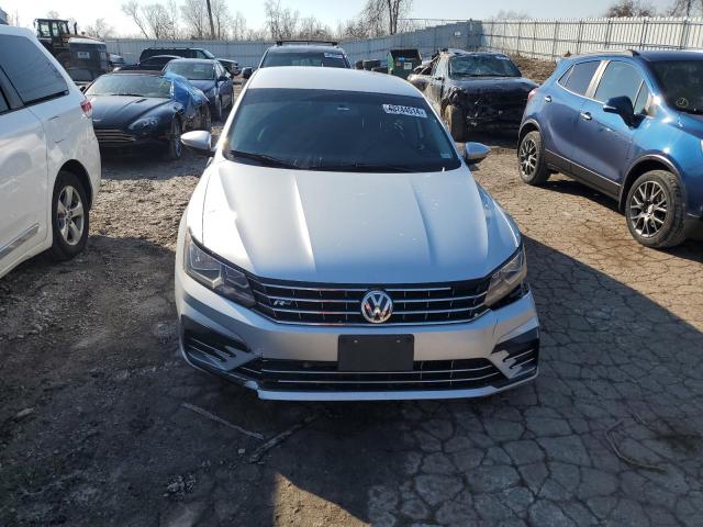 1VWDT7A31HC040041 - 2017 VOLKSWAGEN PASSAT R-LINE فضي صورة 5