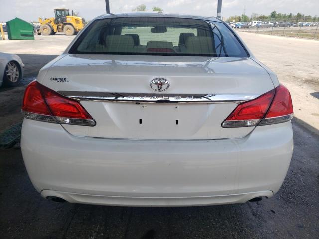 4T1BK3DB4BU398837 - 2011 TOYOTA AVALON BASE 白色 照片 6