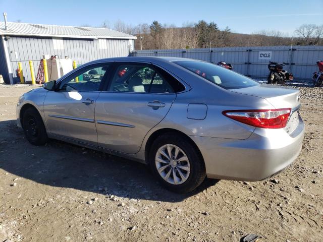 4T1BD1FK9HU203836 - 2017 TOYOTA CAMRY HYBRID SILVER photo 2