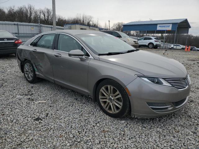 3LN6L2G9XGR616974 - 2016 LINCOLN MKZ GRAY photo 4