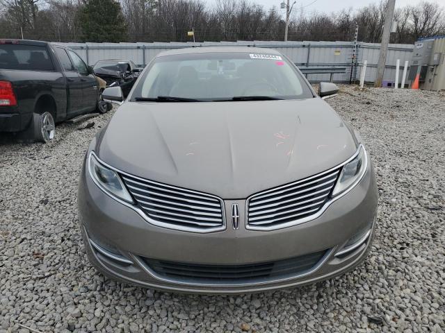 3LN6L2G9XGR616974 - 2016 LINCOLN MKZ GRAY photo 5
