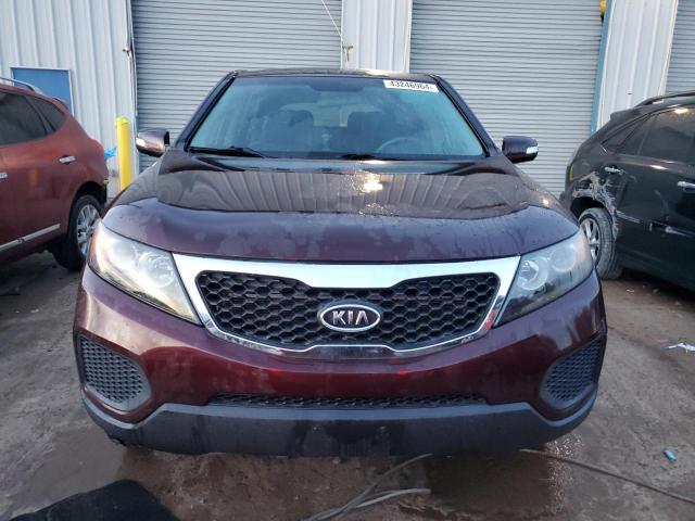 5XYKT4A14CG225809 - 2012 KIA SORENTO BASE MAROON photo 5