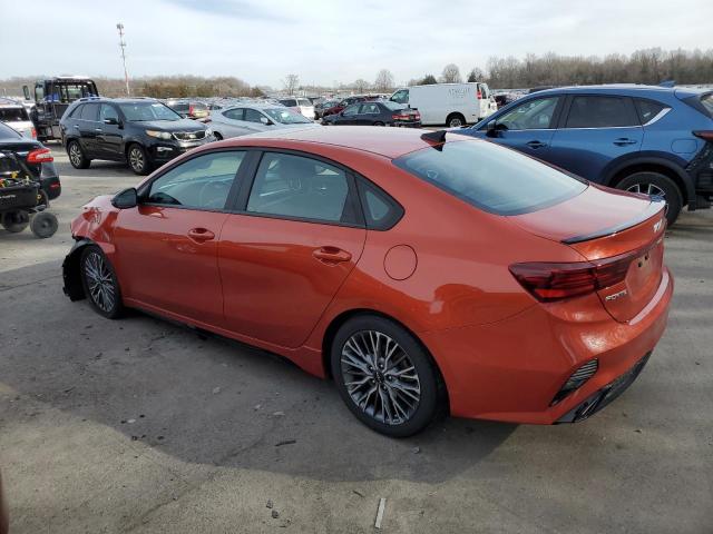 3KPF54AD5NE425572 - 2022 KIA FORTE GT LINE ORANGE photo 2