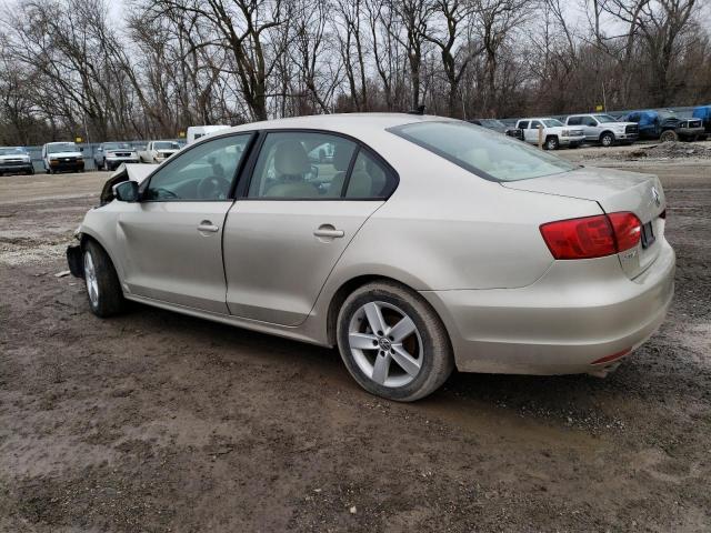 3VW3L7AJ6CM452019 - 2012 VOLKSWAGEN JETTA BASE TDI TAN photo 2