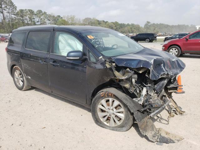 KNDMB5C11H6247887 - 2017 KIA SEDONA LX BLUE photo 4