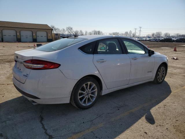 3FA6P0LU2HR385423 - 2017 FORD FUSION SE HYBRID WHITE photo 3