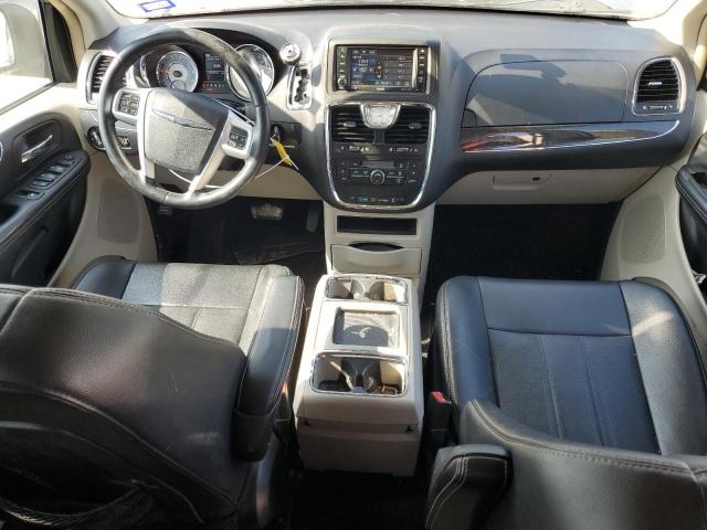 2C4RC1CG8FR620428 - 2015 CHRYSLER TOWN & COU TOURING L SILVER photo 8