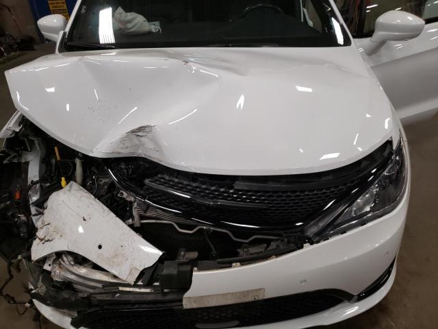 2C4RC3BG7LR263686 - 2020 CHRYSLER PACIFICA TOURING L WHITE photo 12