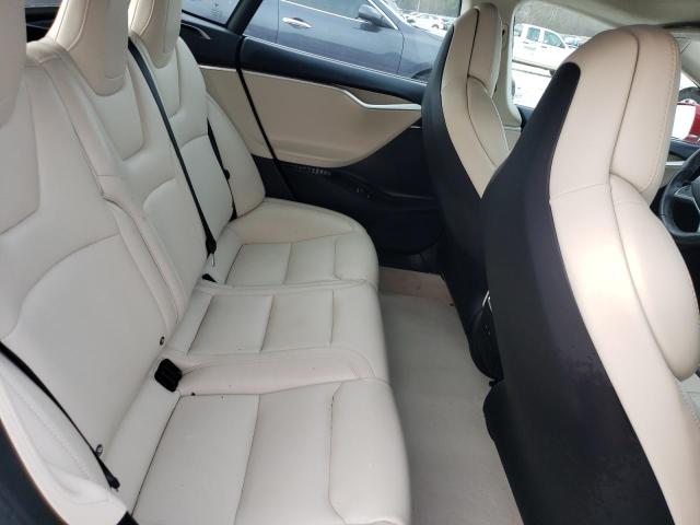 5YJSA1E25JF248513 - 2018 TESLA MODEL S 红色 照片 10