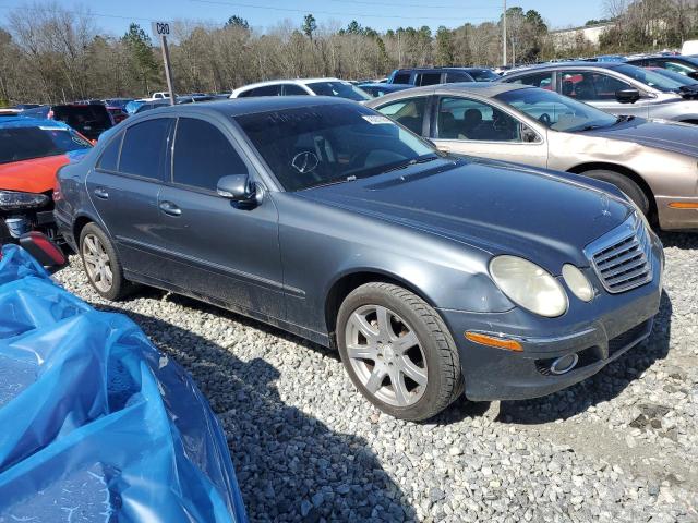 WDBUF56X18B188897 - 2008 MERCEDES-BENZ E 350 GRAY photo 4