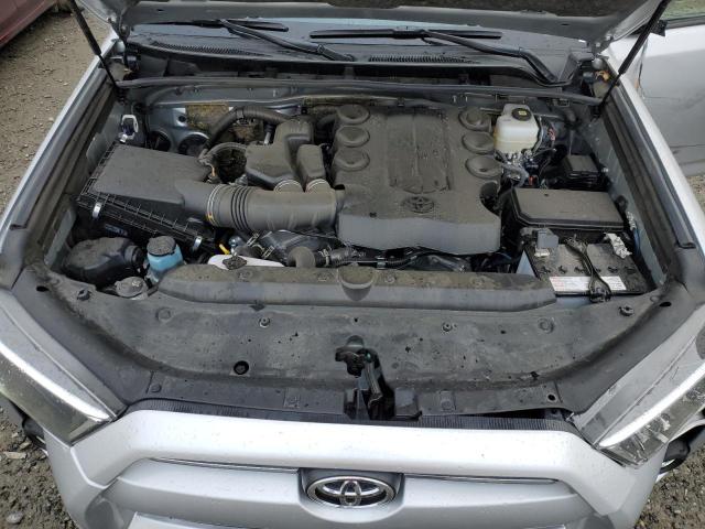 JTEPU5JR3P6170434 - 2023 TOYOTA 4RUNNER SE SILVER photo 12