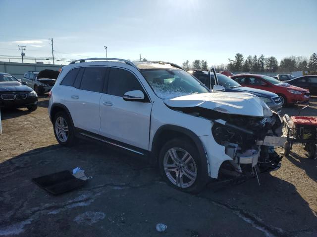 W1N4M4HB5LW049658 - 2020 MERCEDES-BENZ GLB 250 4MATIC WHITE photo 4