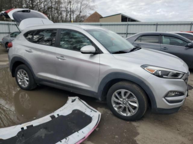 KM8J3CA29GU228140 - 2016 HYUNDAI TUCSON LIMITED SILVER photo 4