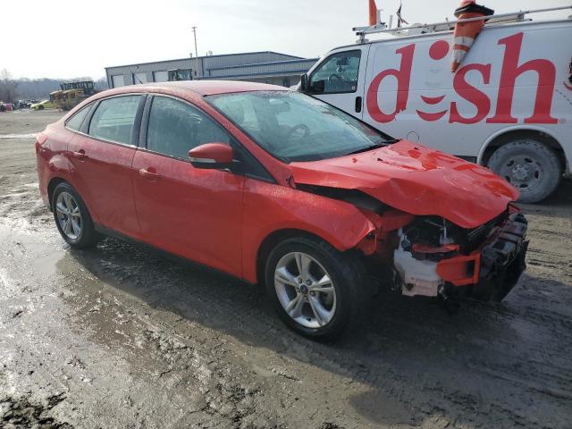 1FADP3F22DL182088 - 2013 FORD FOCUS SE RED photo 4