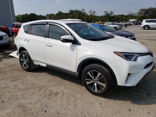 JTMWFREV9JJ181953 - 2018 TOYOTA RAV4 ADVENTURE WHITE photo 4