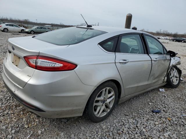 3FA6P0H76GR375625 - 2016 FORD FUSION SE SILVER photo 3