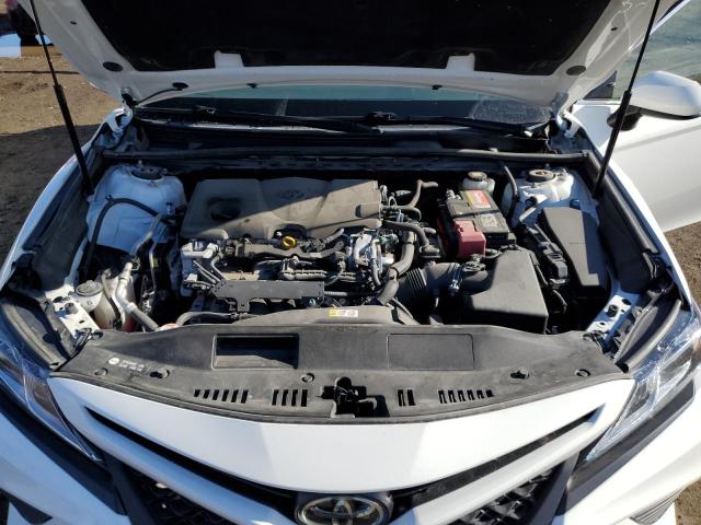 JTNB11HK0J3029916 - 2018 TOYOTA CAMRY L WHITE photo 11