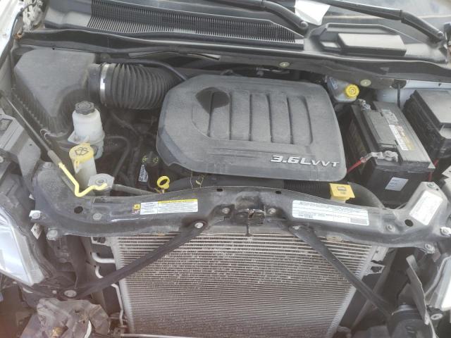 2A4RR8DG1BR704021 - 2011 CHRYSLER TOWN & COU TOURING L WHITE photo 12