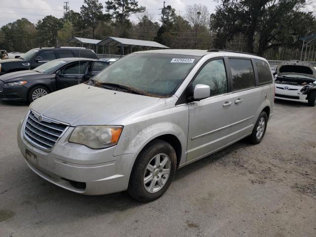 2A4RR5D18AR373625 - 2010 CHRYSLER TOWN & COU TOURING SILVER photo 1