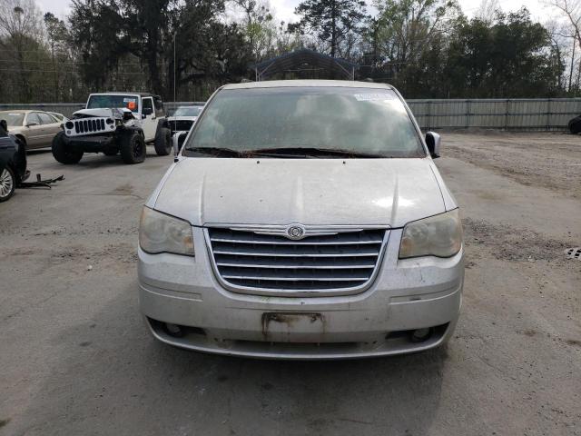 2A4RR5D18AR373625 - 2010 CHRYSLER TOWN & COU TOURING 银色 照片 5