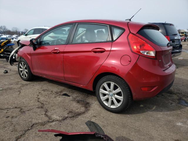 3FADP4EJ4CM145538 - 2012 FORD FIESTA SE RED photo 2