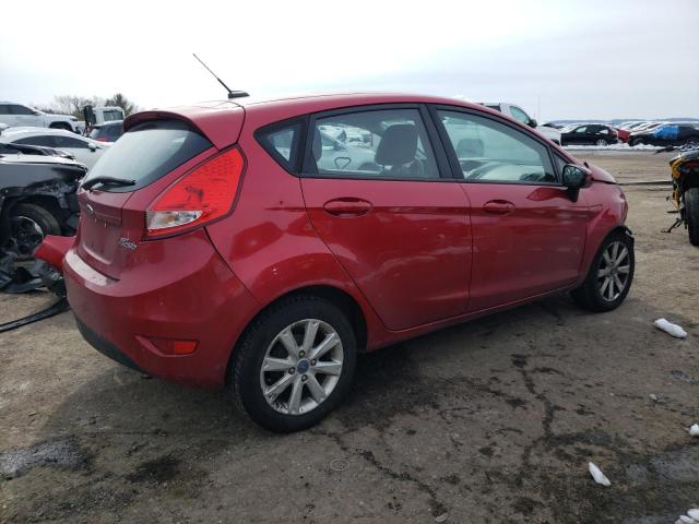 3FADP4EJ4CM145538 - 2012 FORD FIESTA SE RED photo 3