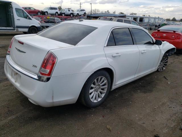 2C3CCAAG2DH508188 - 2013 CHRYSLER 300 WHITE photo 3