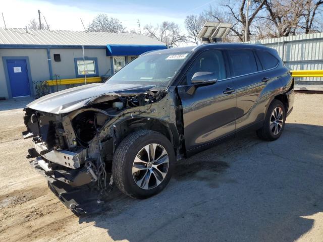5TDGZRBH5NS560094 - 2022 TOYOTA HIGHLANDER XLE GRAY photo 1