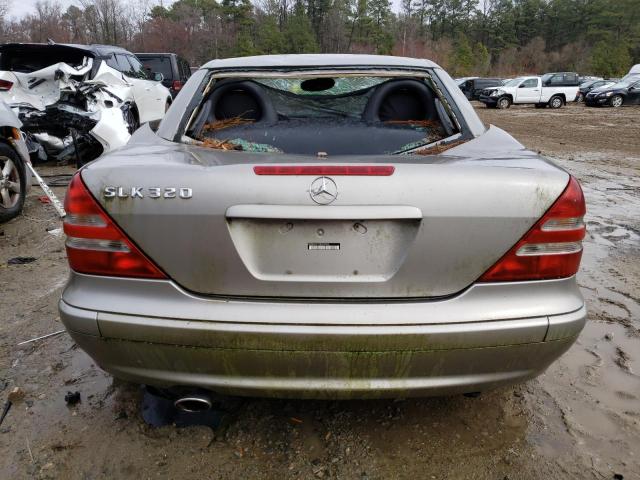 WDBKK65FX3F277483 - 2003 MERCEDES-BENZ SLK 320 SILVER photo 6